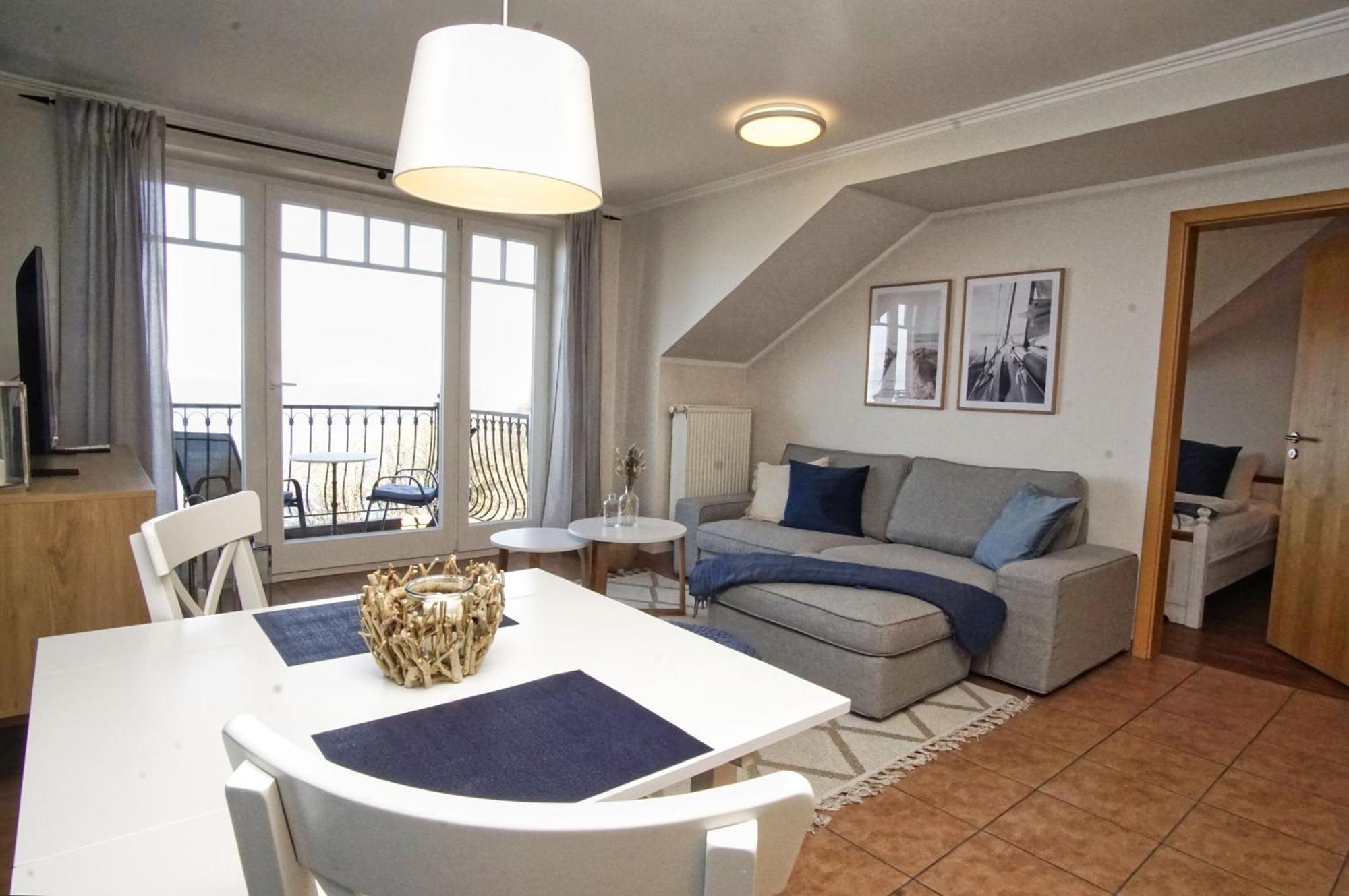 Ferienwohnung Mit Traumhaftem Meerblick - Haus Am Meer Fewo 11 Lohme Ngoại thất bức ảnh