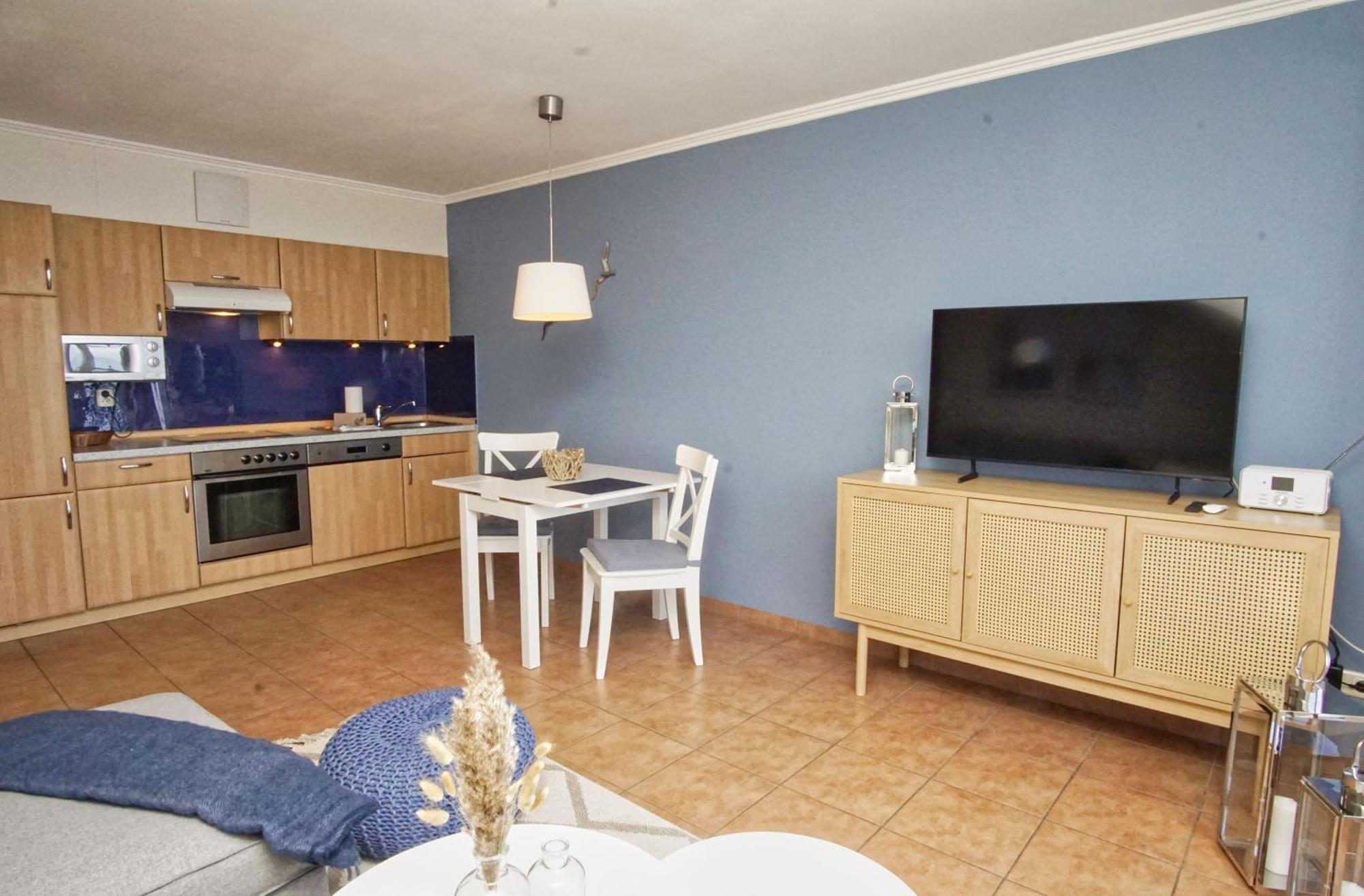 Ferienwohnung Mit Traumhaftem Meerblick - Haus Am Meer Fewo 11 Lohme Ngoại thất bức ảnh